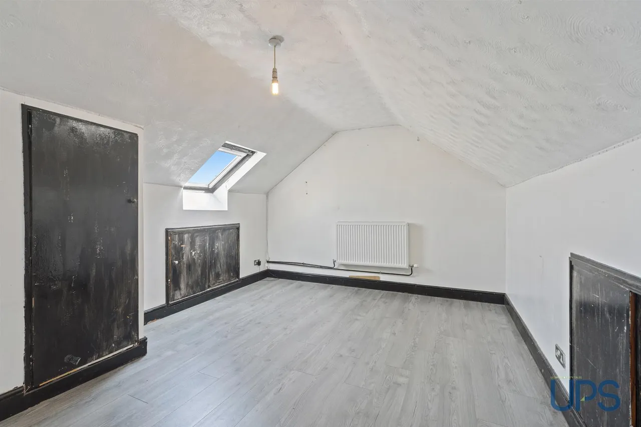 Horn Drive, Lenadoon, BT11, photo 23