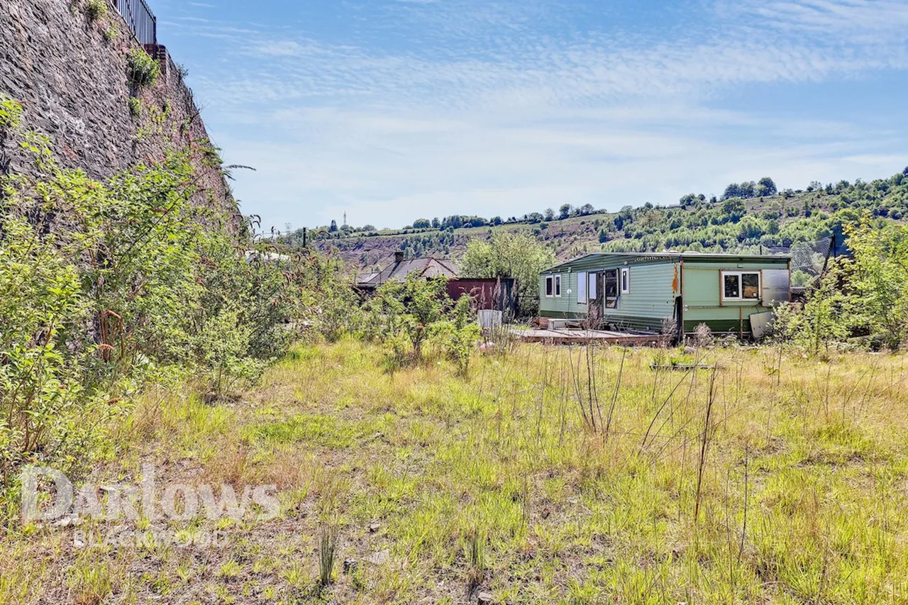 Commercial Street, Aberbeeg, photo 6