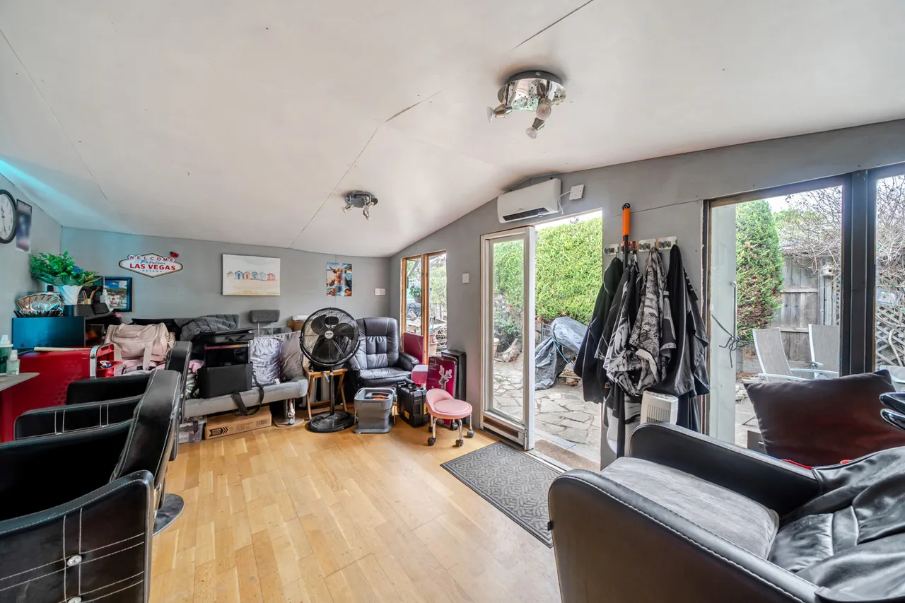 Anstridge Road, SE9, photo 15