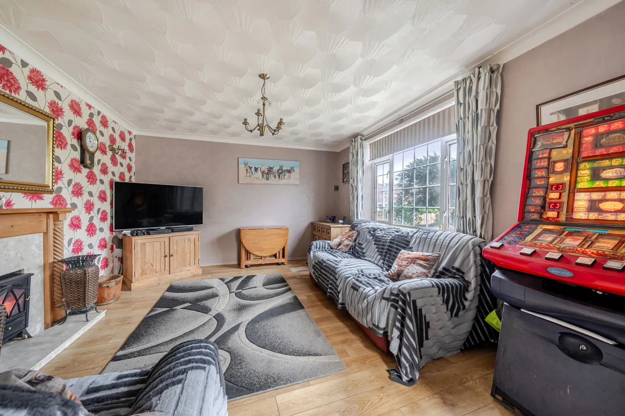 Anstridge Road, SE9, photo 3