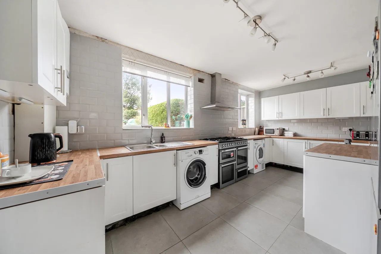 Anstridge Road, SE9, photo 2