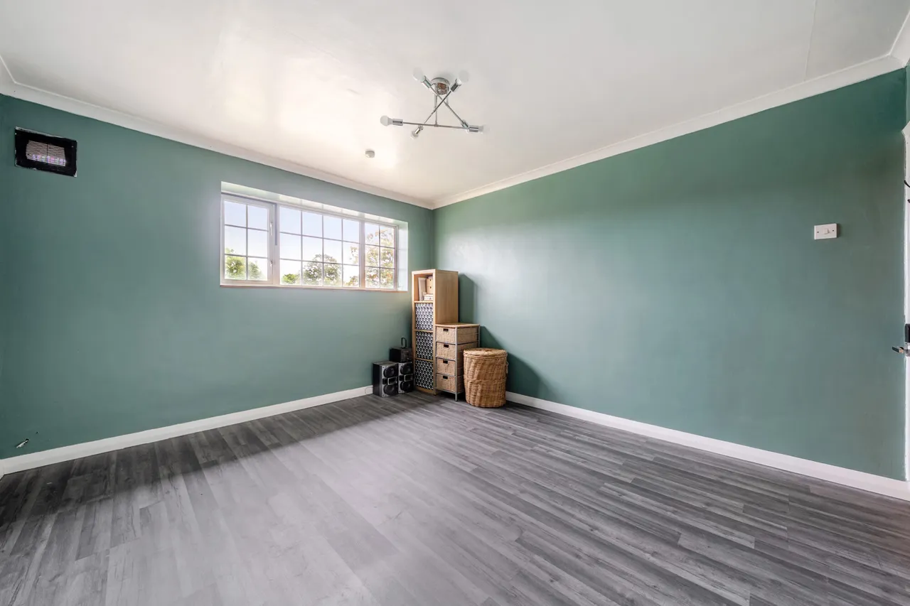 Anstridge Road, SE9, photo 4
