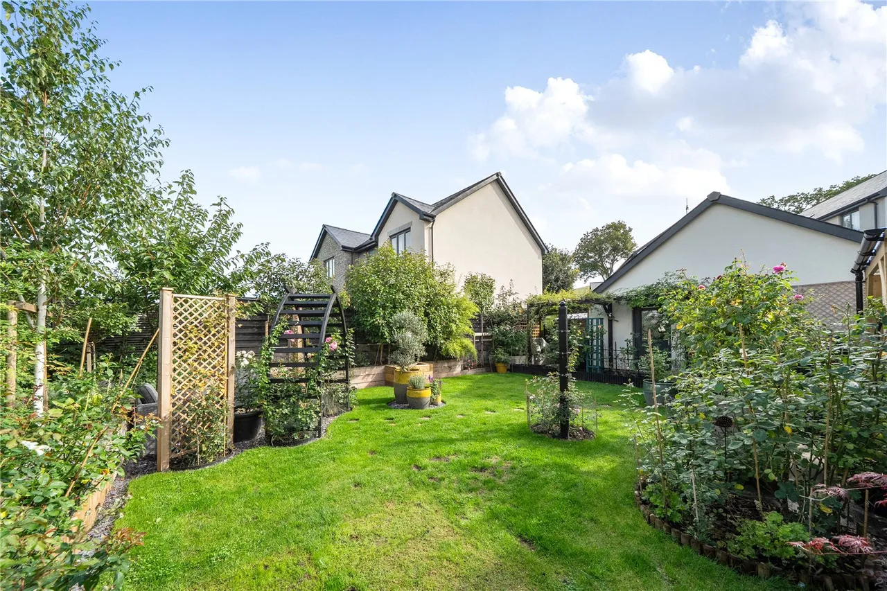Hoggan Park, Brecon, LD3, photo 23