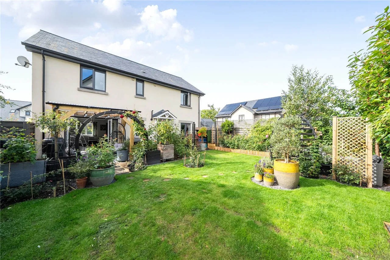 Hoggan Park, Brecon, LD3, photo 24