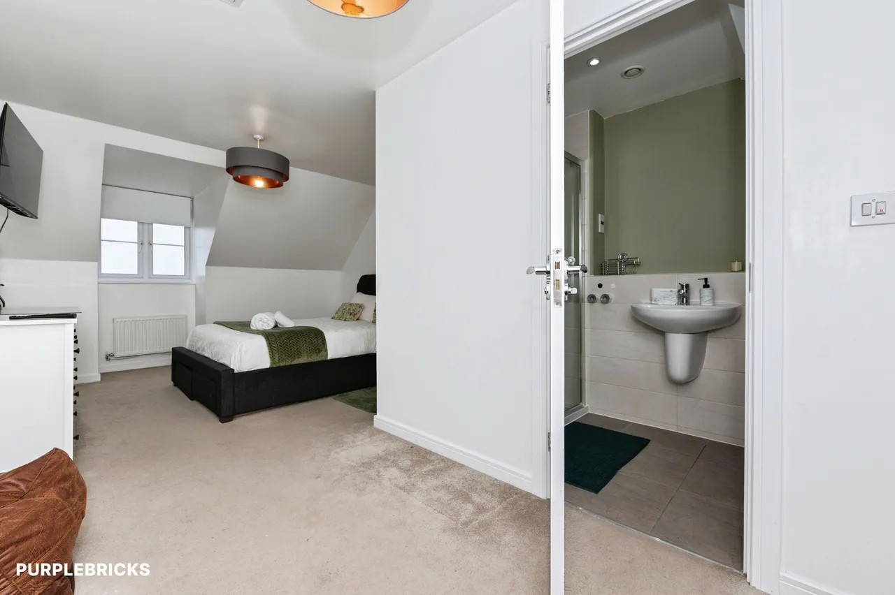 Great Clayne Road, Gravesend, DA12, photo 20