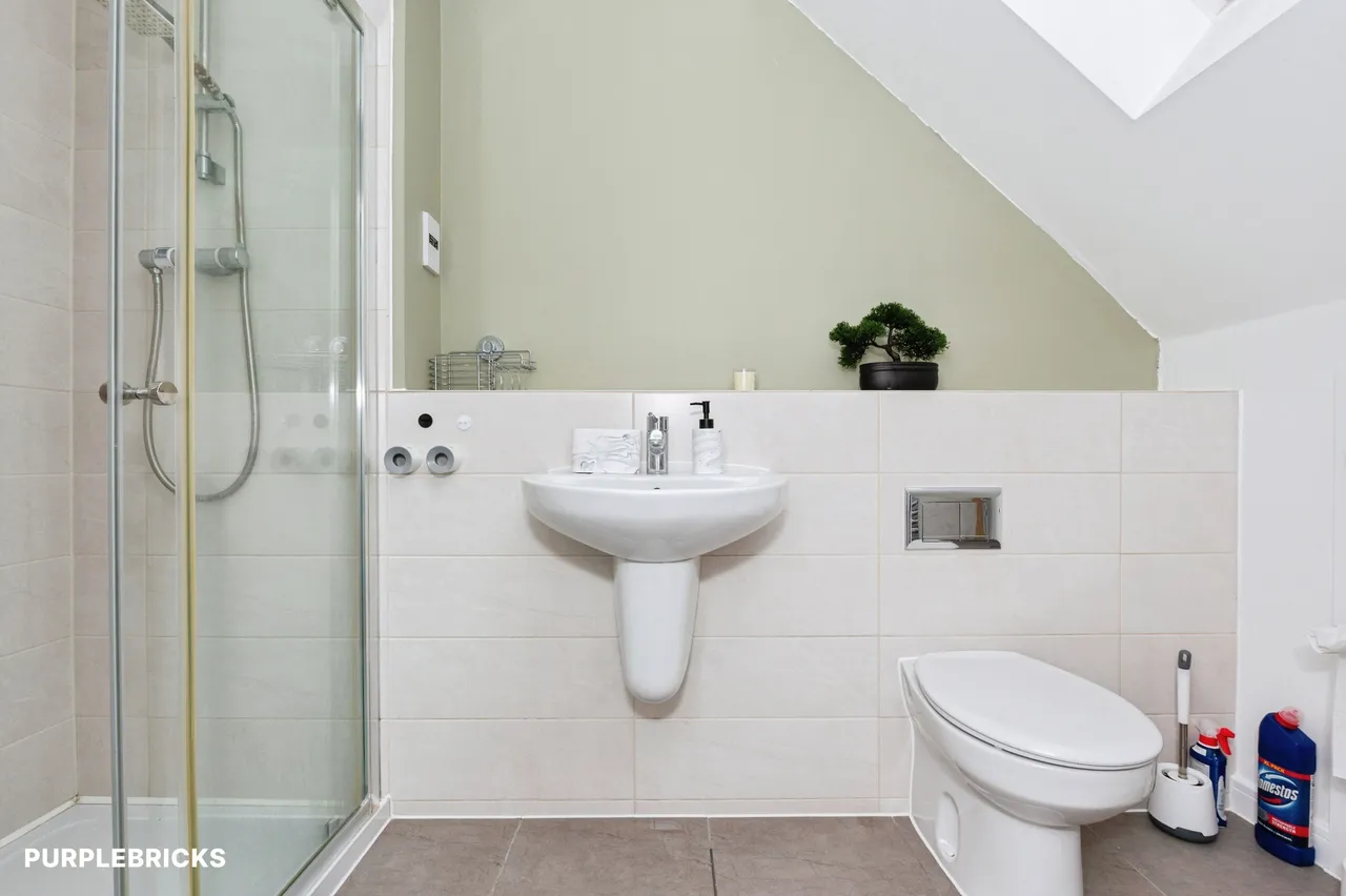 Great Clayne Road, Gravesend, DA12, photo 23