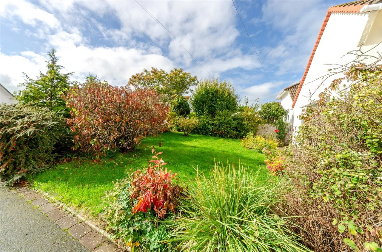 St. Annes Gardens, Llandudno, photo 28