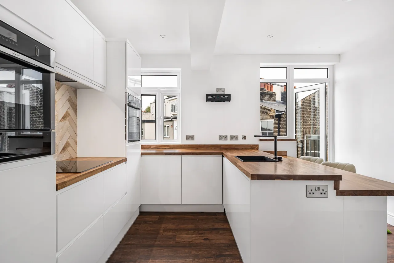 Harrow Road, London, W9, photo 5