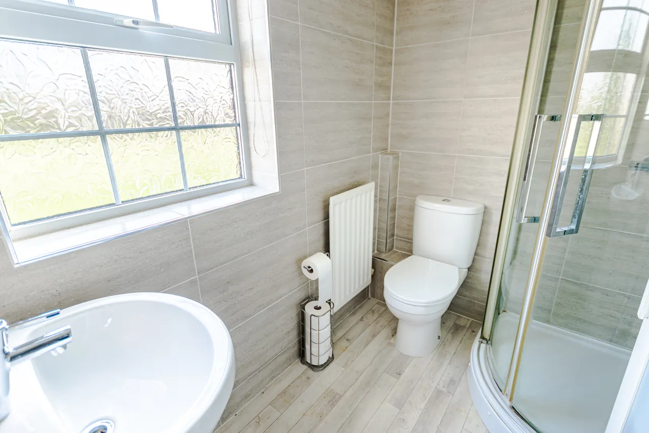 Hollybush Close, Whitley, DN14, photo 17