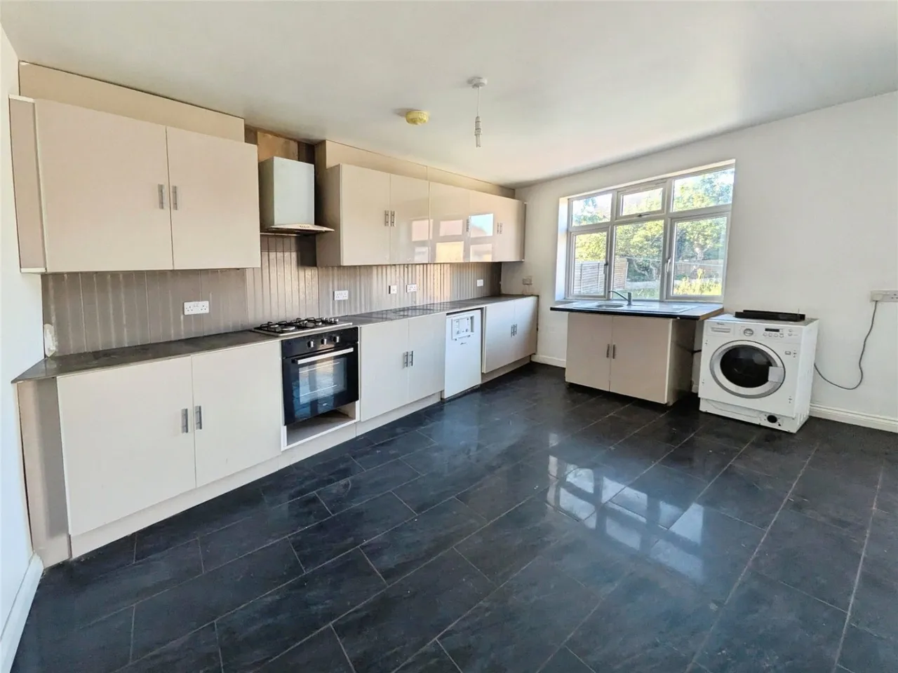 Newbridge Street, Wolverhampton, WV6, photo 4