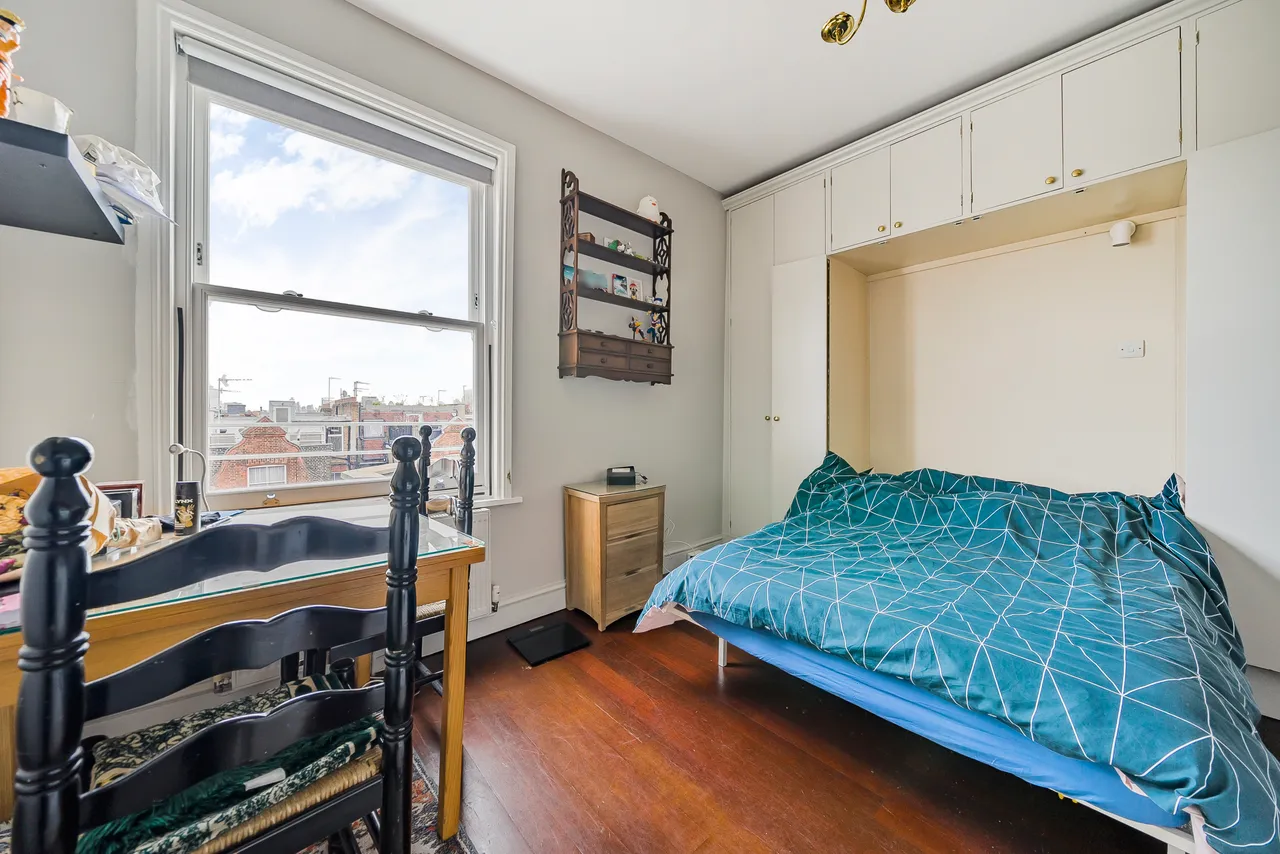 property to rent, Bina Gardens, South Kensington, SW5