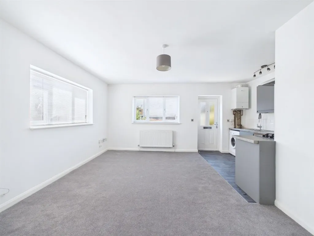 1, Maple Road, St. Annes, Bristol, BS4 4FB, photo 4