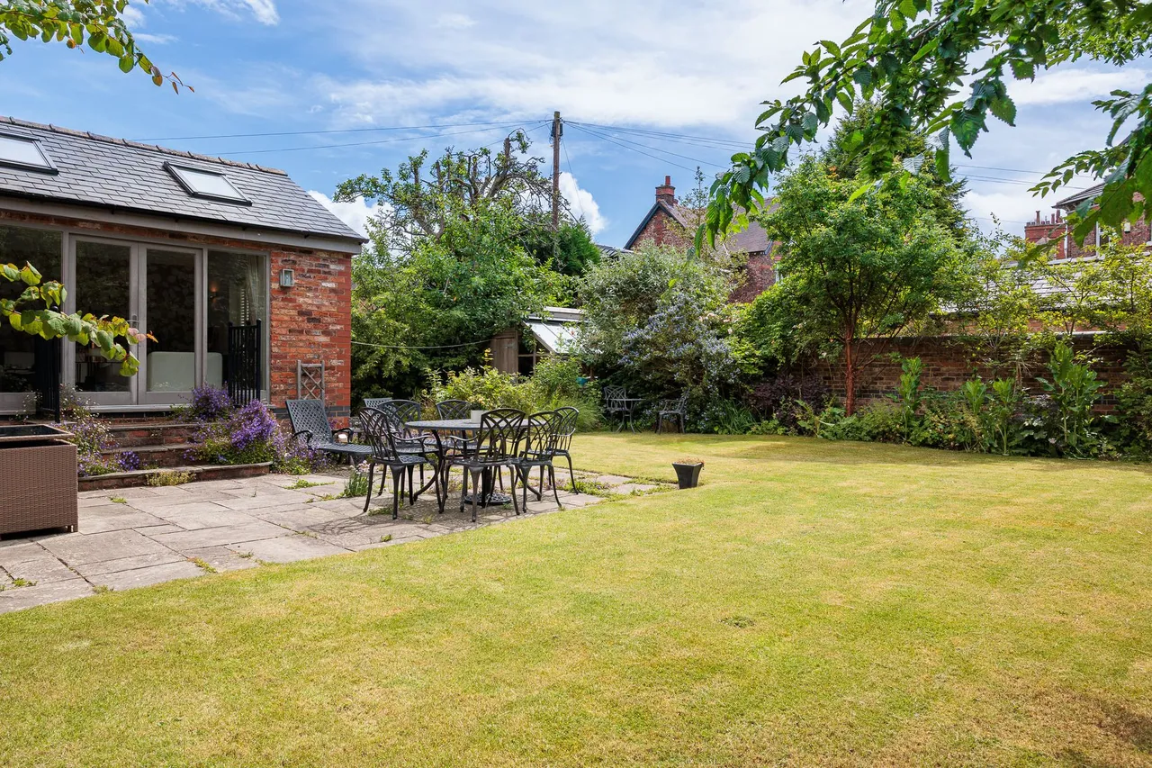 Heyes Lane, Alderley Edge, SK9, photo 16