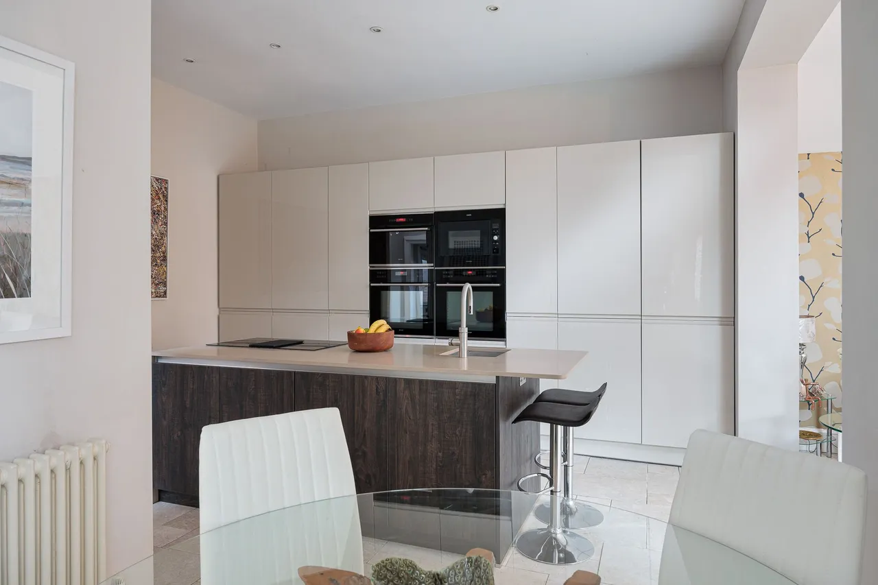 Heyes Lane, Alderley Edge, SK9, photo 4