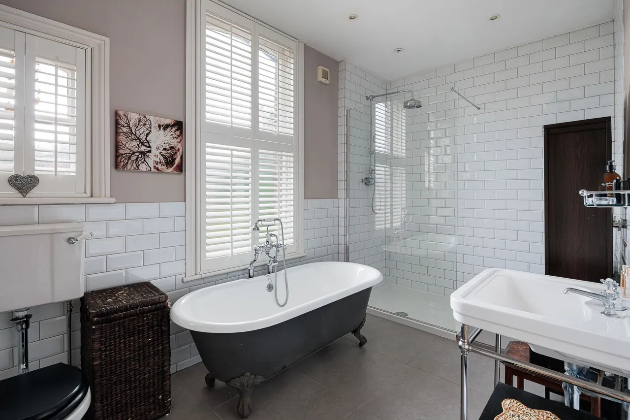 Heyes Lane, Alderley Edge, SK9, photo 12