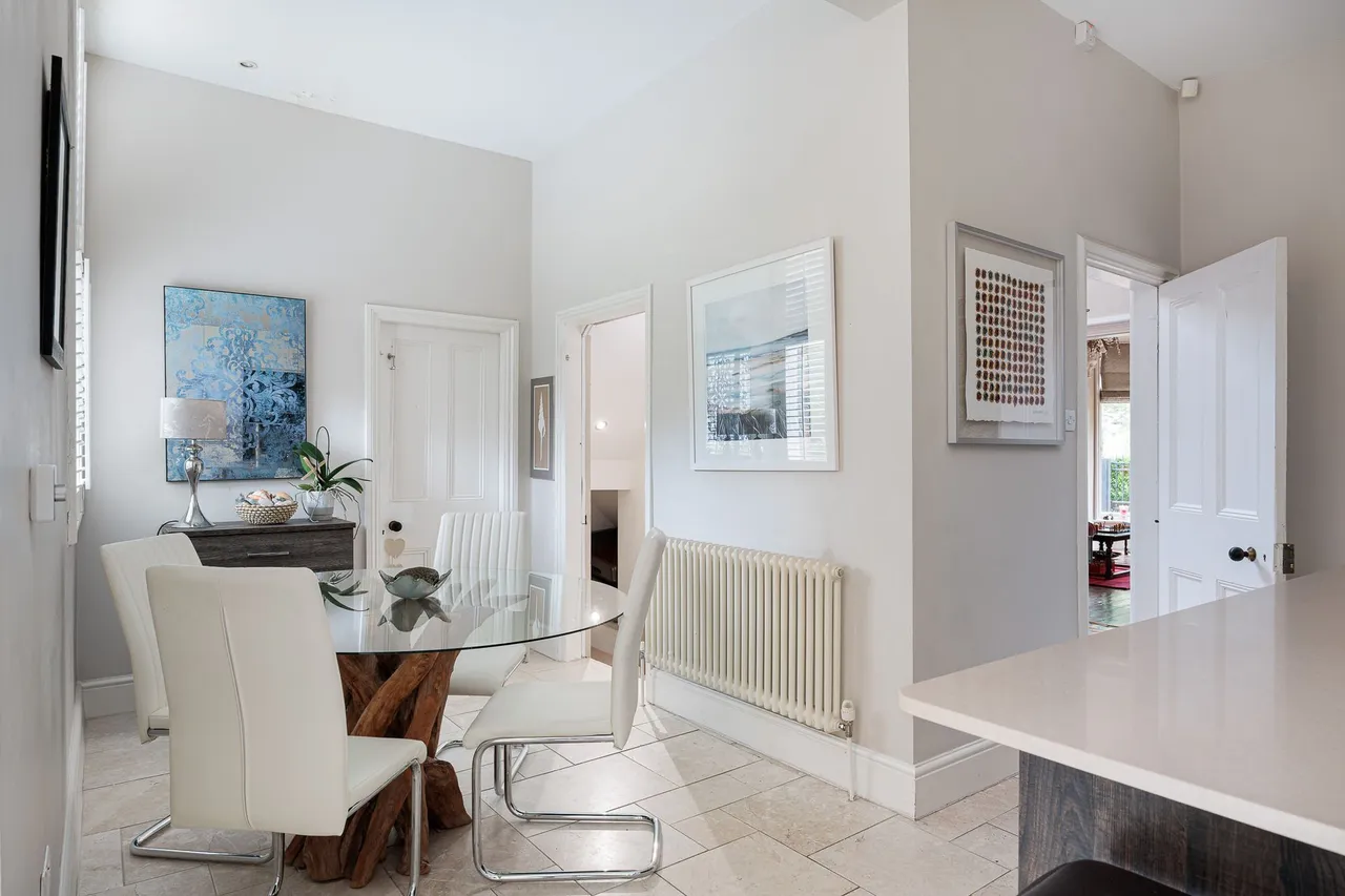 Heyes Lane, Alderley Edge, SK9, photo 5