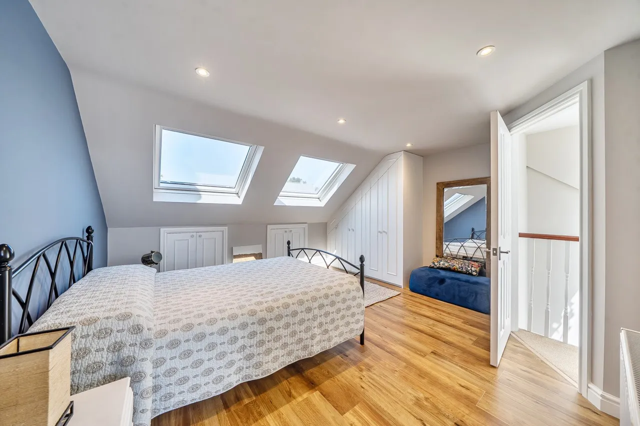 Heather Road, SE12, photo 16