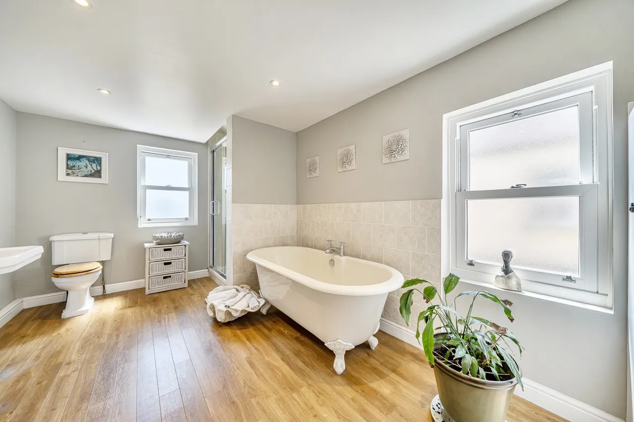 Heather Road, SE12, photo 8