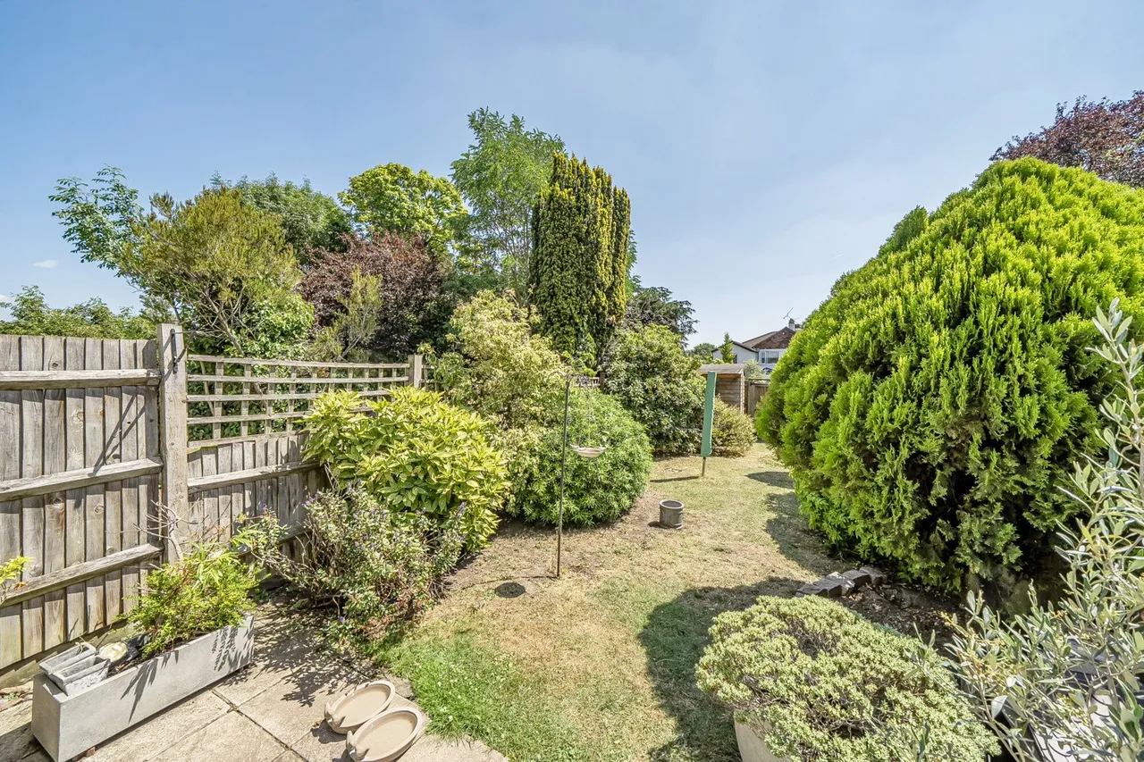 Heather Road, SE12, photo 19
