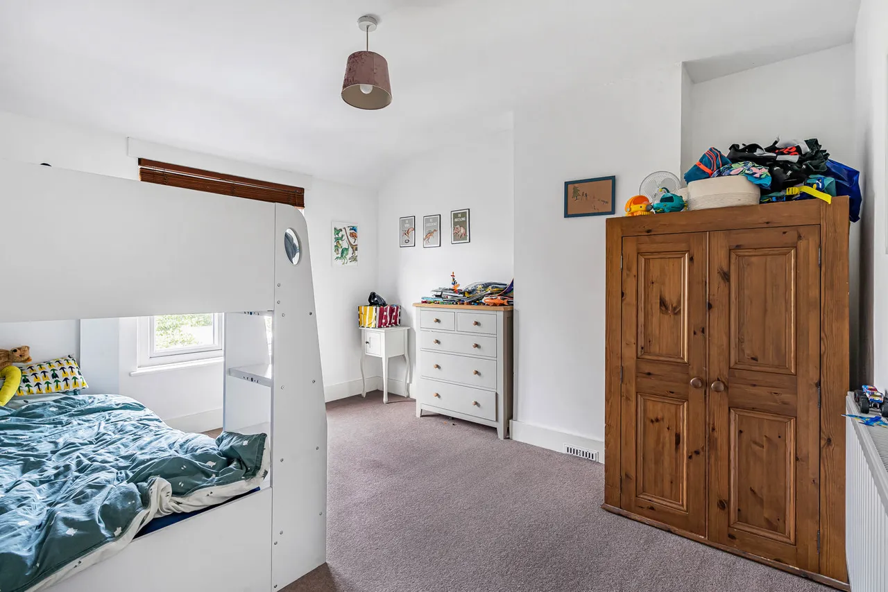 Edward Road, Farnham, GU9, photo 10