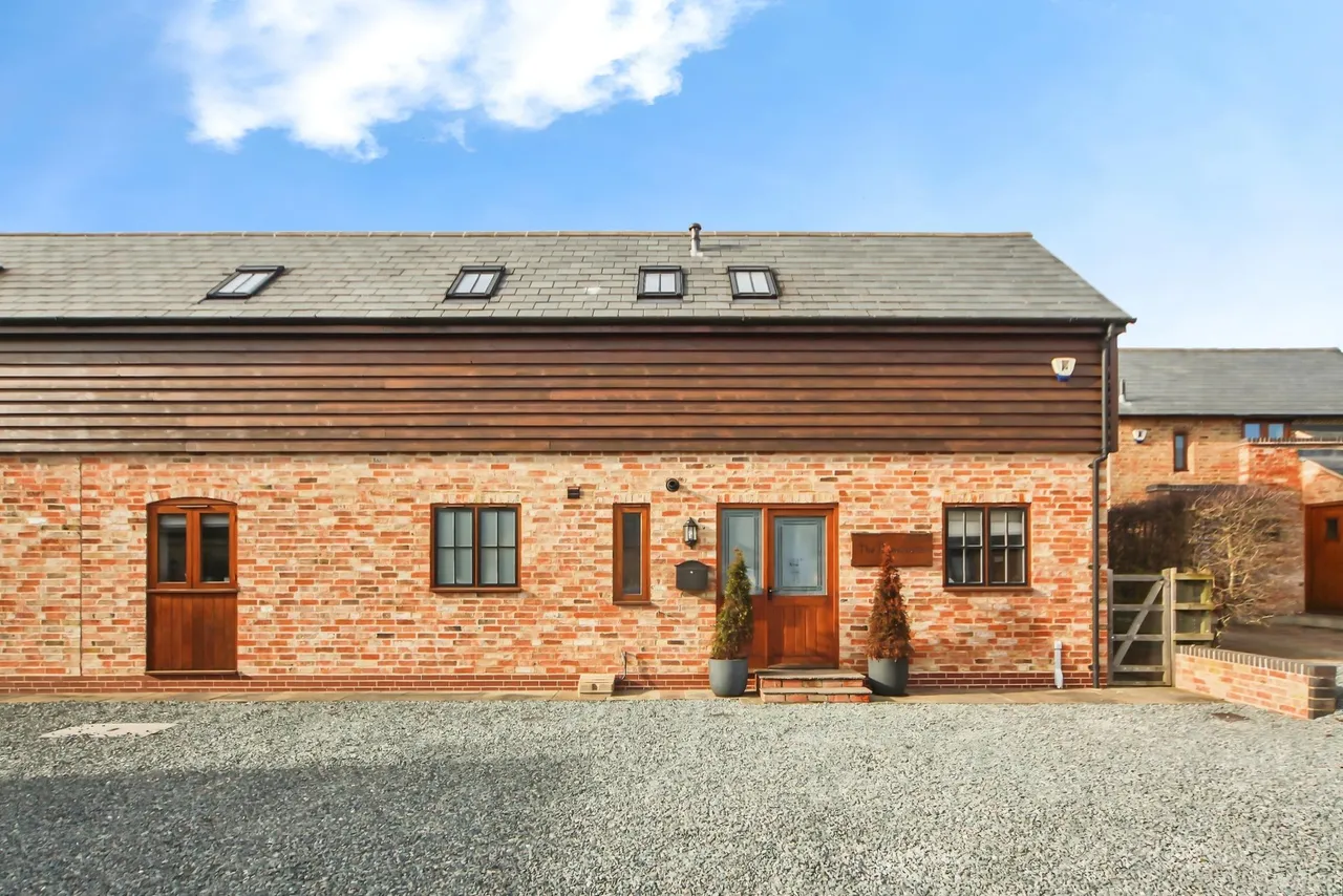 3 bed house for sale, Kineton Road, Gaydon, CV35