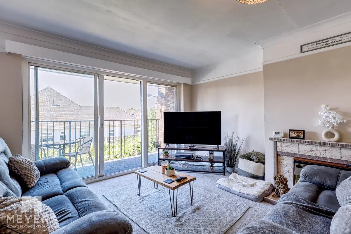 Castle Lane East, Bournemouth, BH7, photo 19