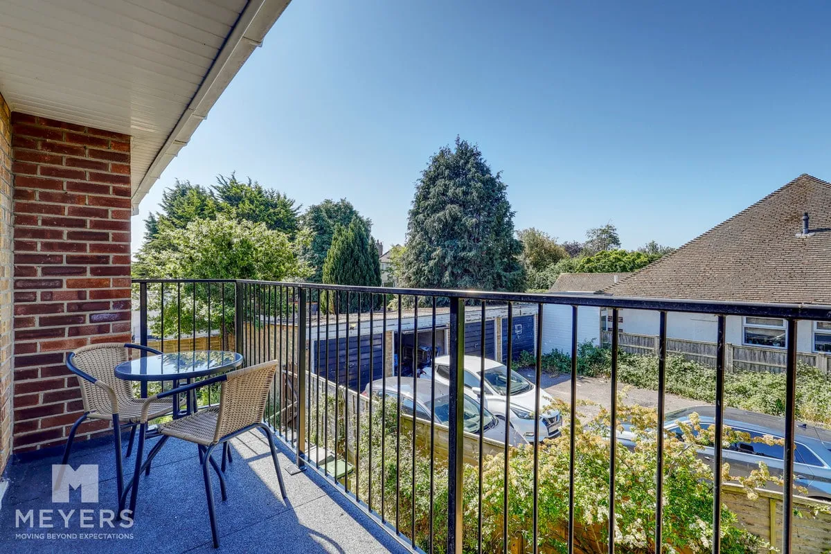 Castle Lane East, Bournemouth, BH7, photo 8