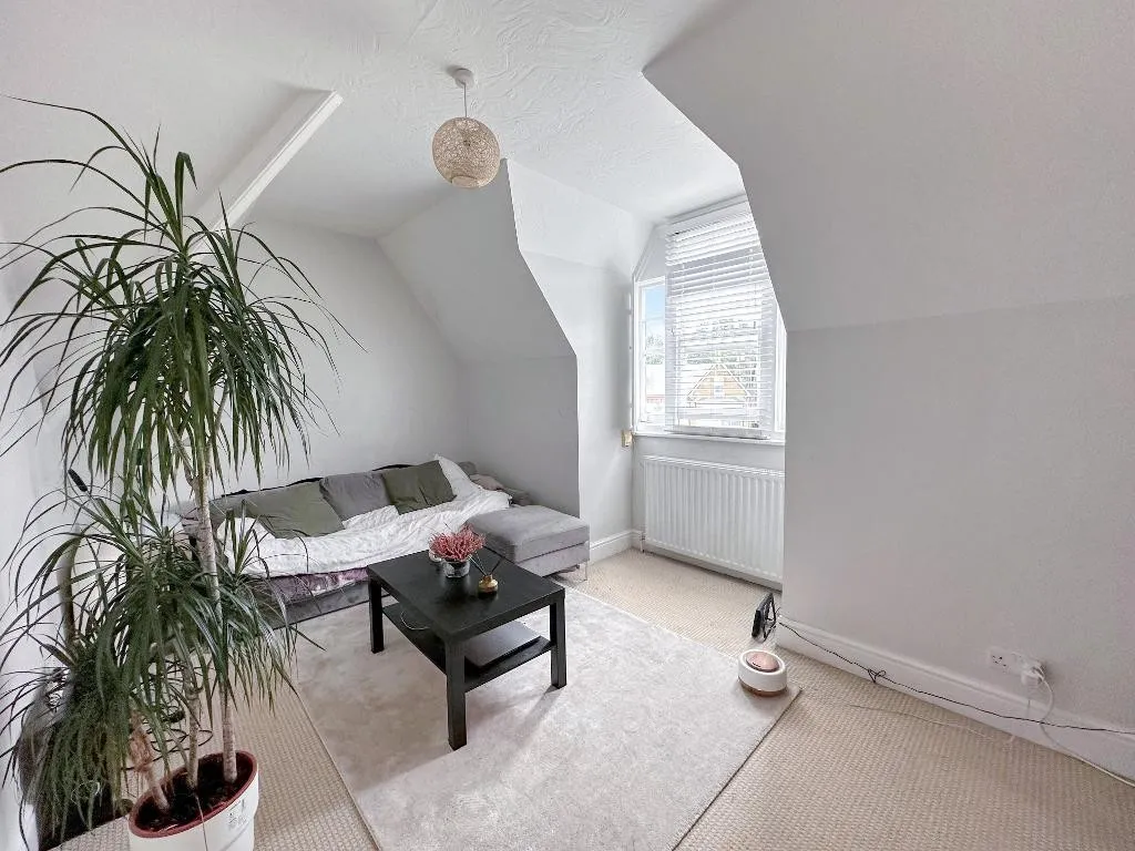 Birdhurst Road, South Croydon, photo 5