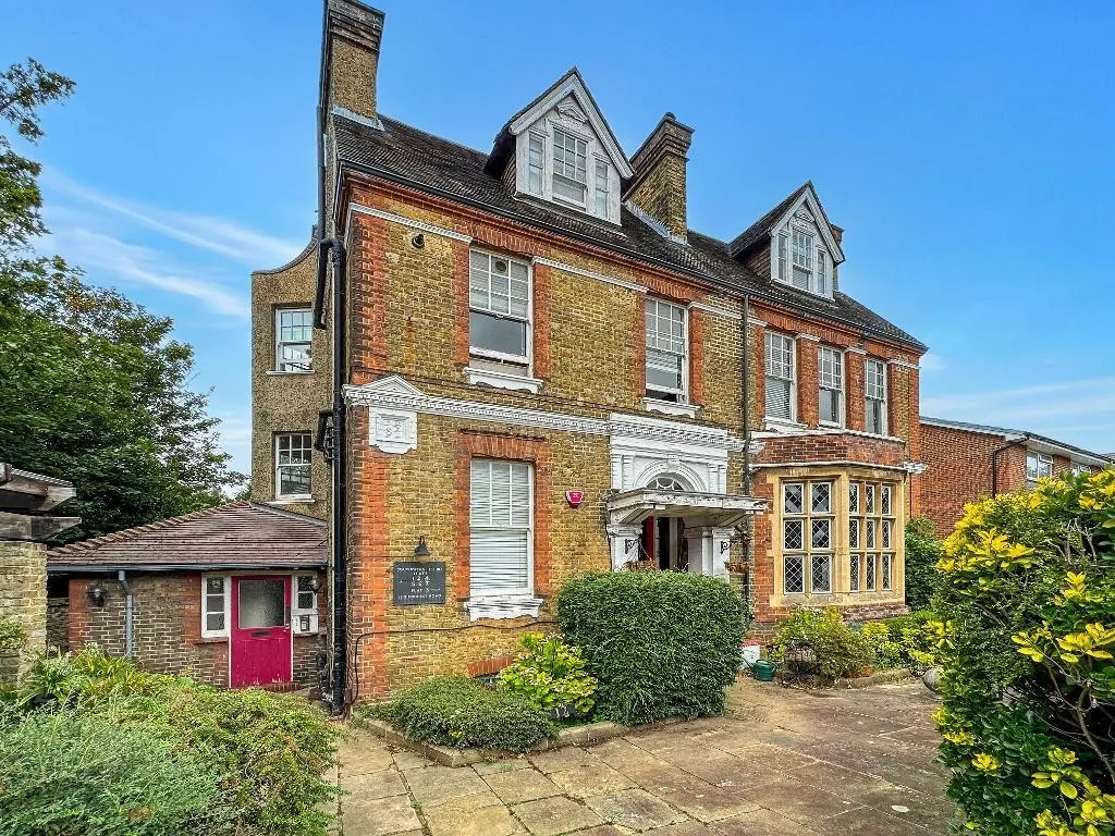 1 bed flat to rent, Birdhurst Road, South Croydon