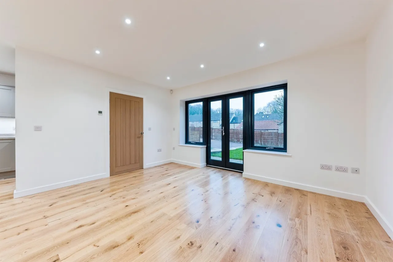 Hall Lane, Harrowby, NG31, photo 4