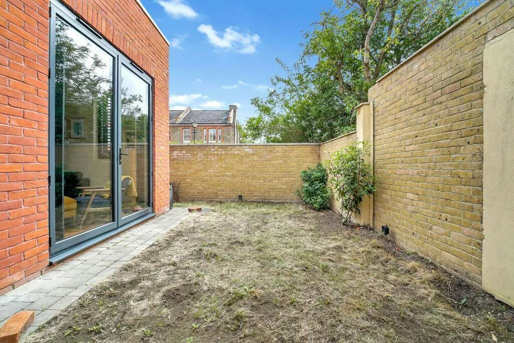 Leucha Road, London, E17, photo 10