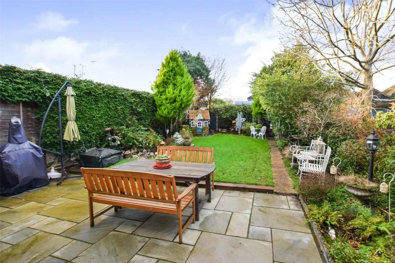 Glebe Road, Farnborough, Hampshire, GU14 8QU, photo 10