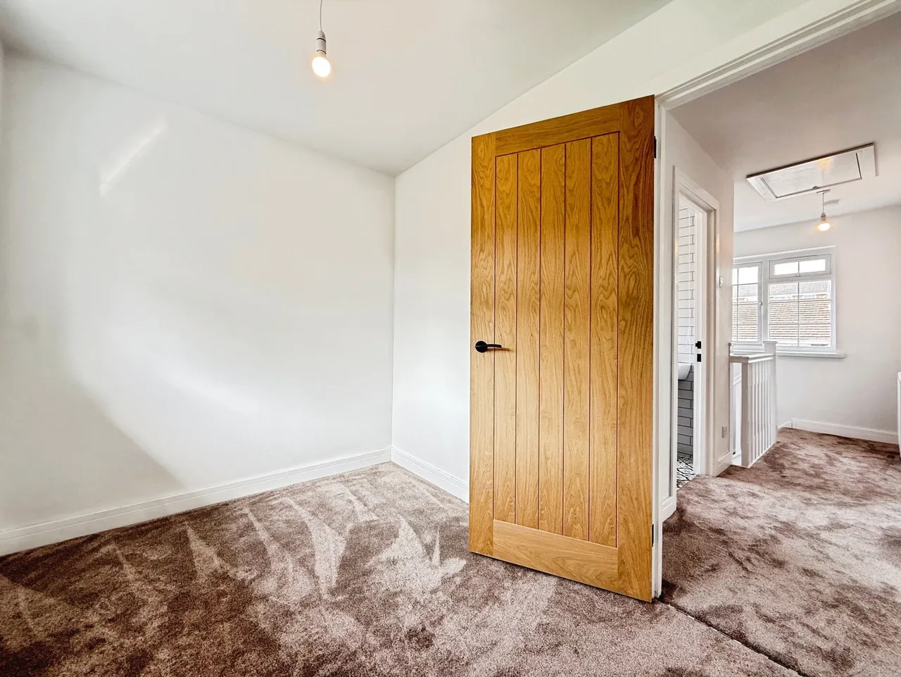 Crud-yr-Awel, Gorseinon, SA4, photo 13
