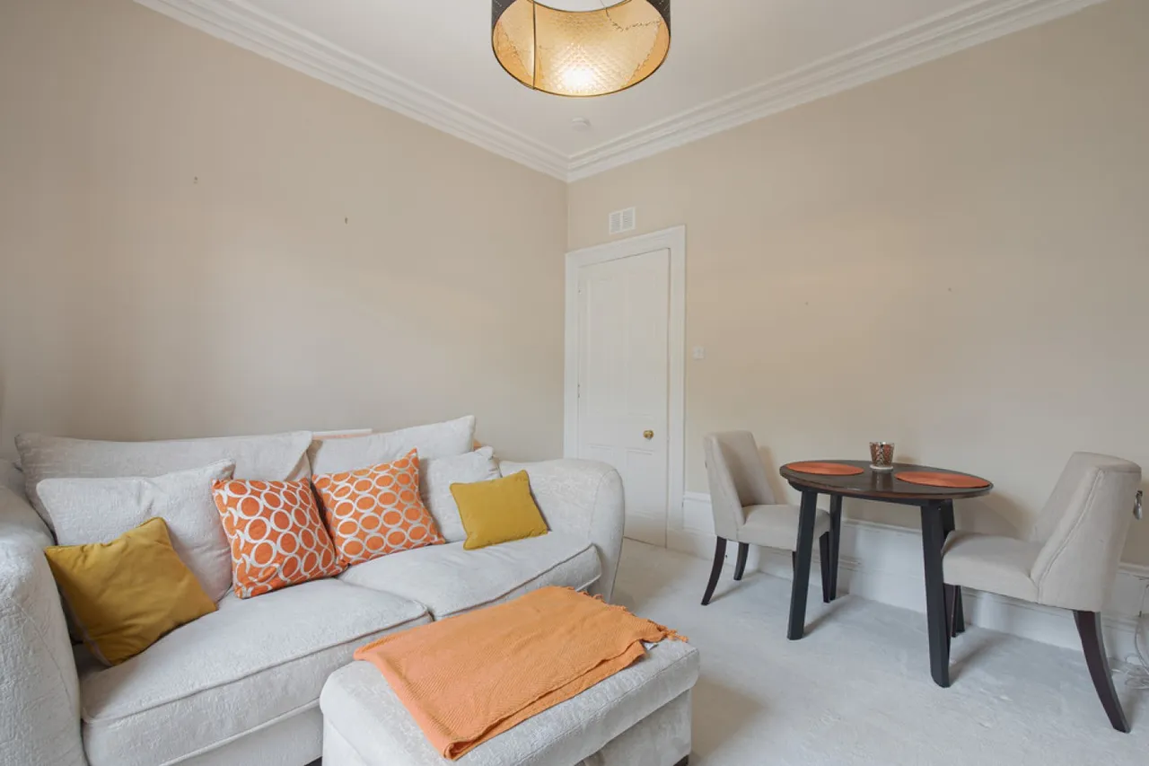 Whitehall Place, Aberdeen, AB25, photo 5