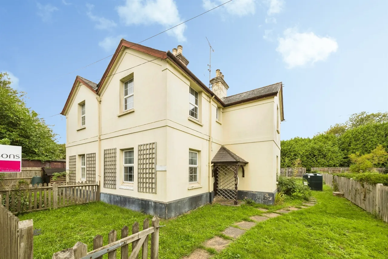 Railway Cottages, Sheffield Park, TN22, photo 17