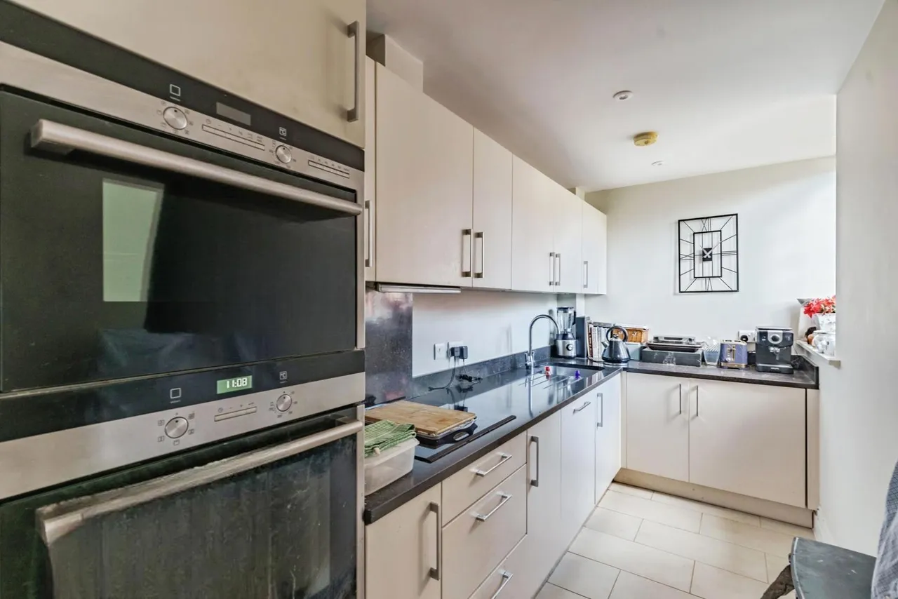 Kings Drive, Midhurst, GU29, photo 9