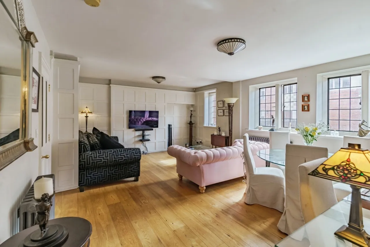 Kings Drive, Midhurst, GU29, photo 4
