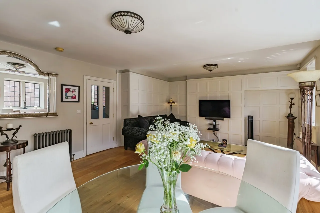 Kings Drive, Midhurst, GU29, photo 11