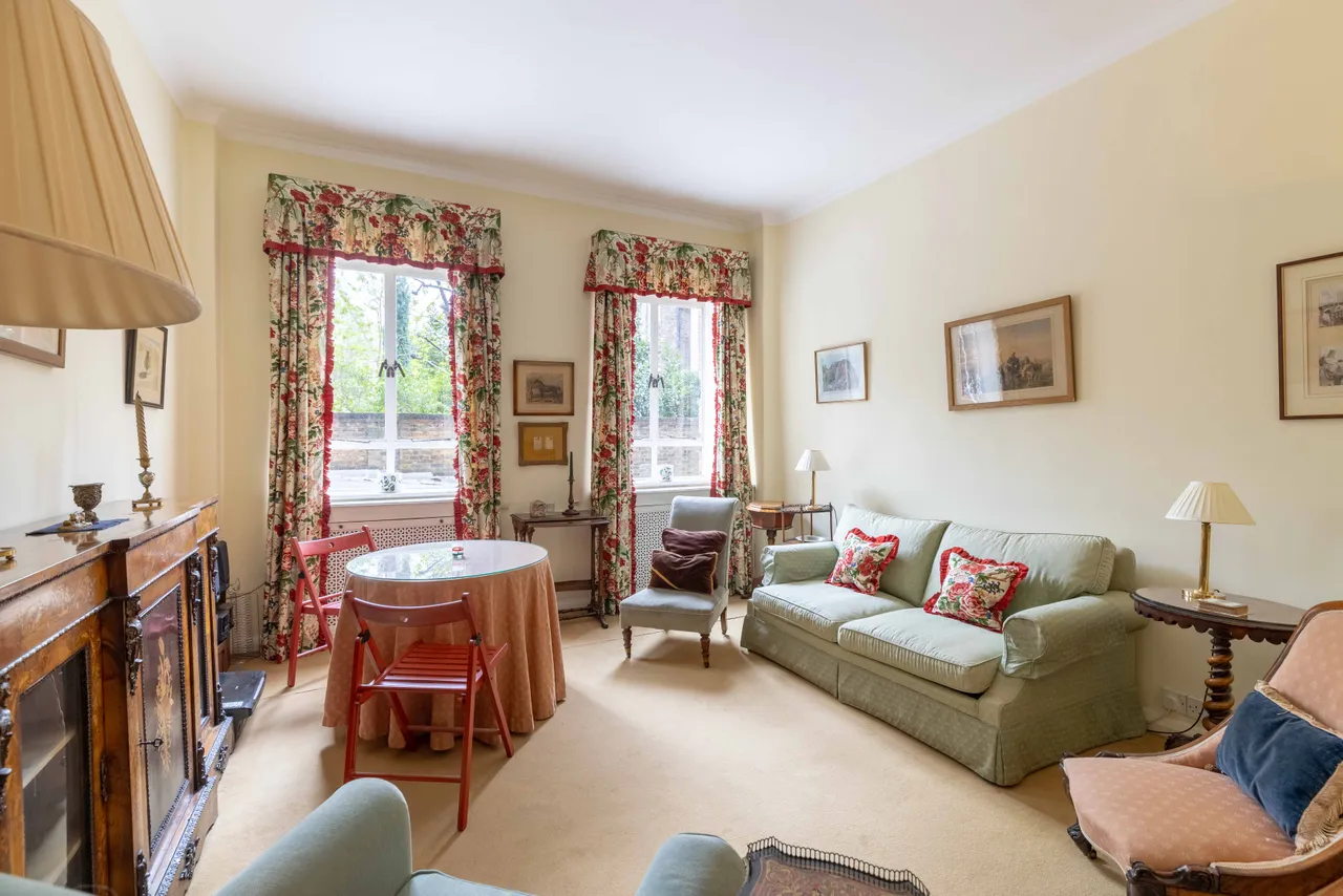 Cheltenham Terrace, Kensington and Chelsea, SW3, photo 2