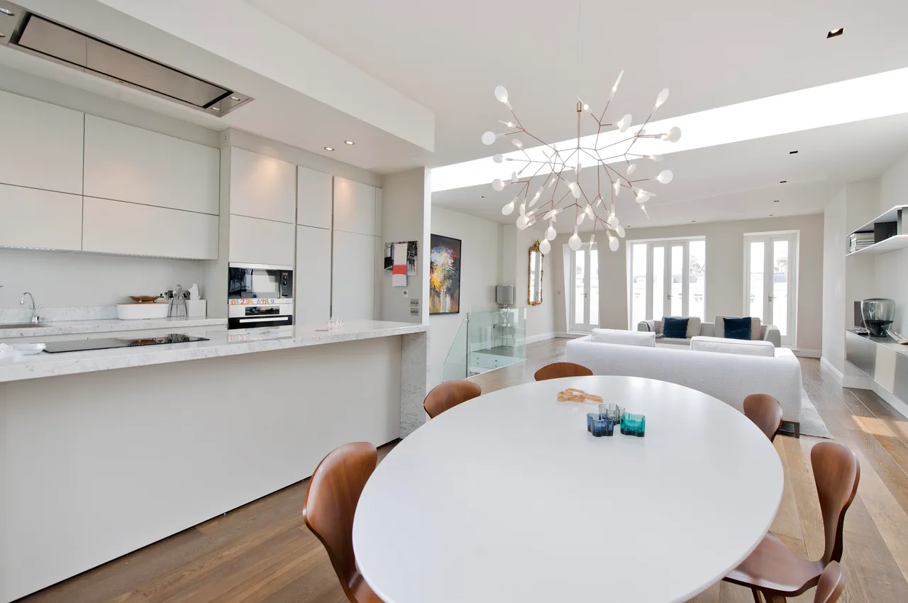 Sinclair Road, London, W14, photo 4