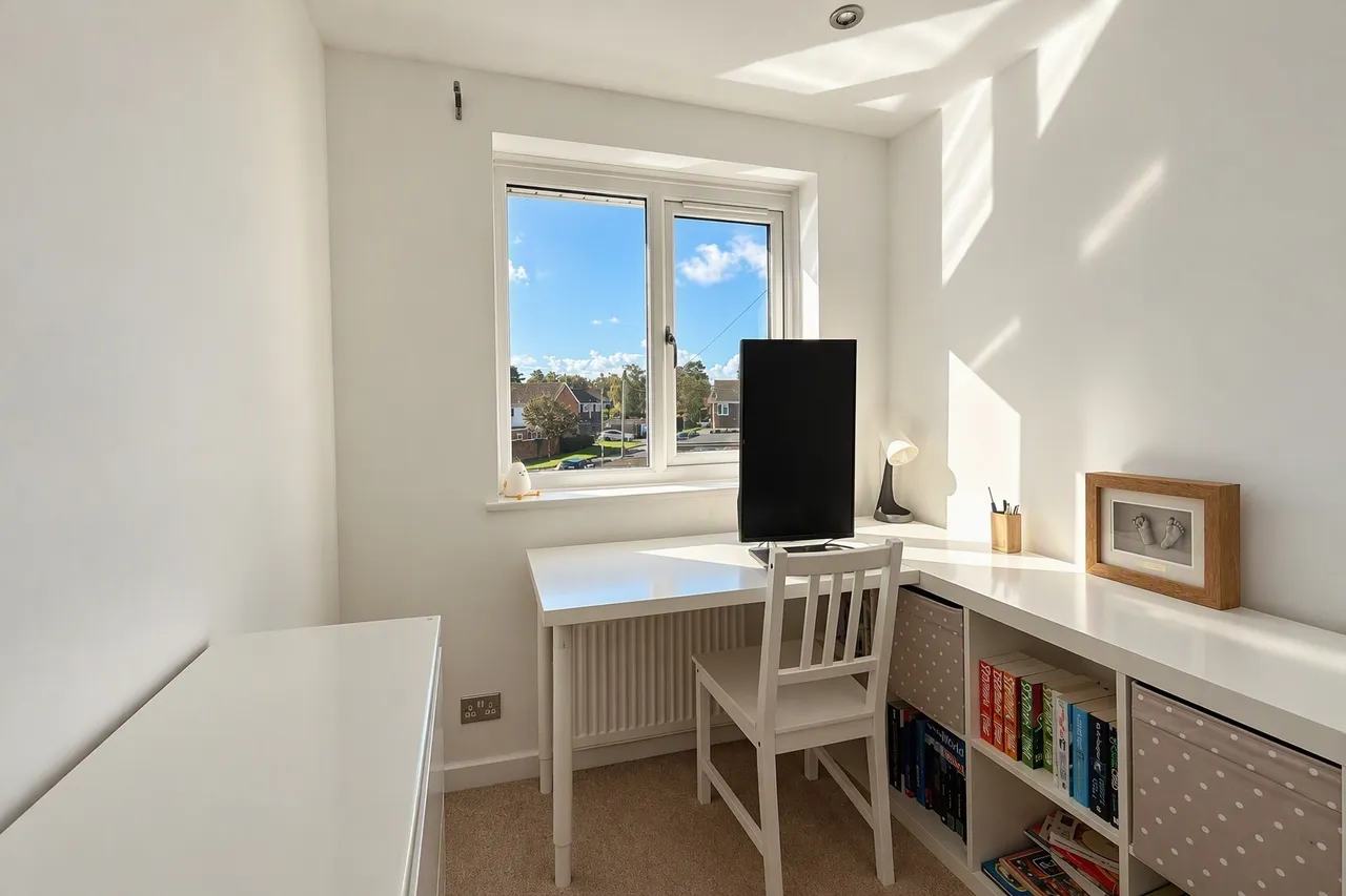 Lincoln Close, Romsey, SO51, photo 9