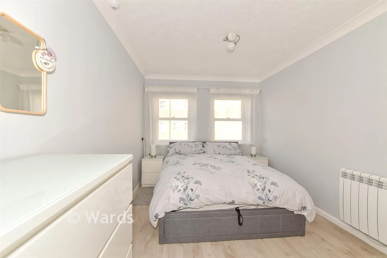 Pier Avenue, Herne Bay, CT6, photo 3