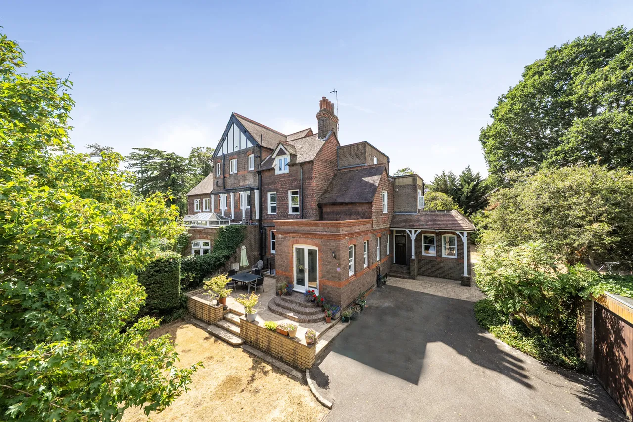 4 bed house for sale, Gordon Avenue, Stanmore, HA7