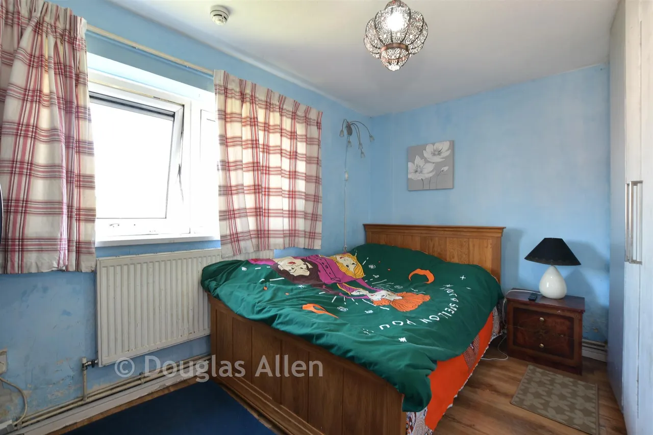 Windsor Road, Ilford, E7, photo 7