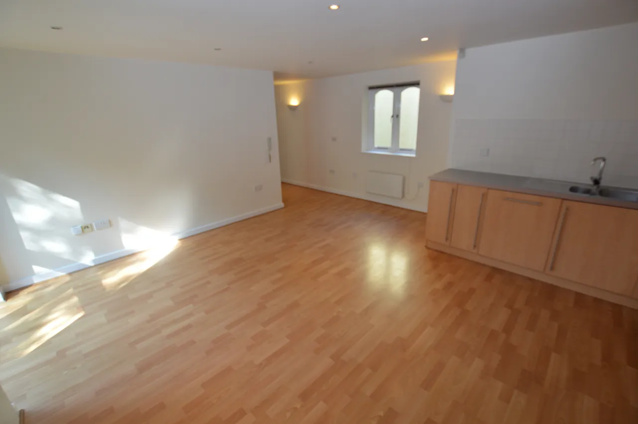Queens Stables, Park Grange Road, Nr City Centre, S2 3RU, photo 4