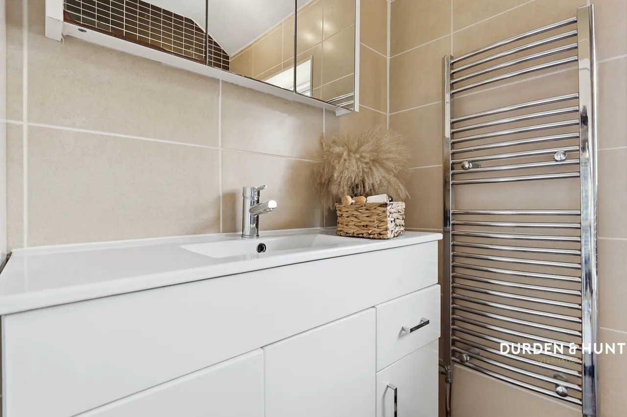 Colson Road, Loughton, IG10, photo 25