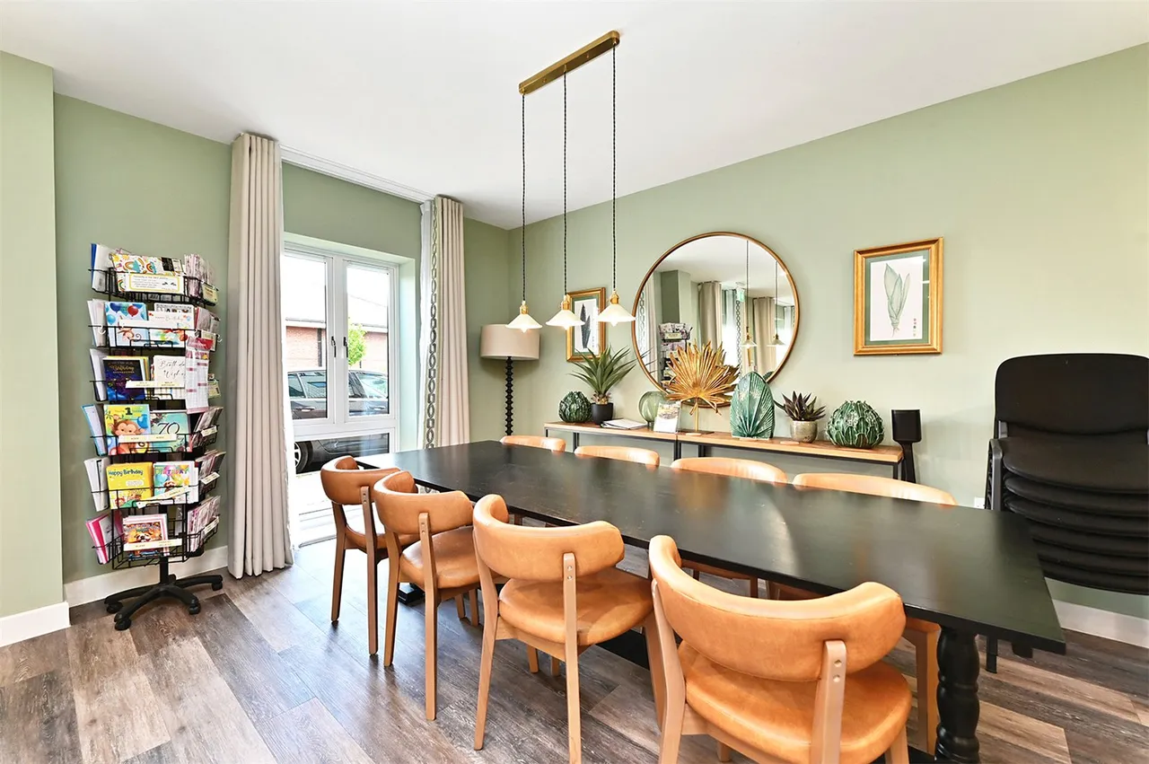 Station Road, Hook, Hampshire, RG27 9GU, photo 13