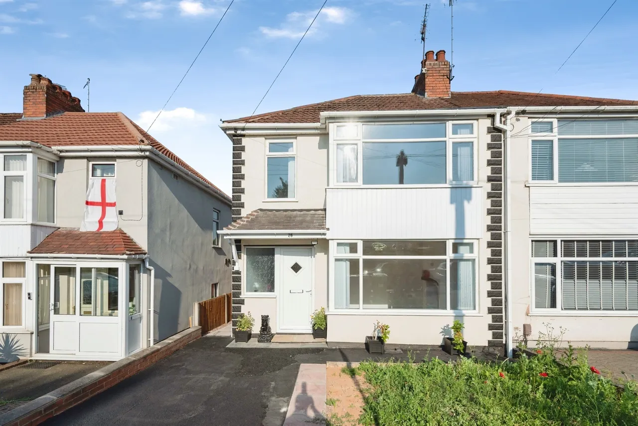 3 bed house for sale — Baptist End Road, Dudley