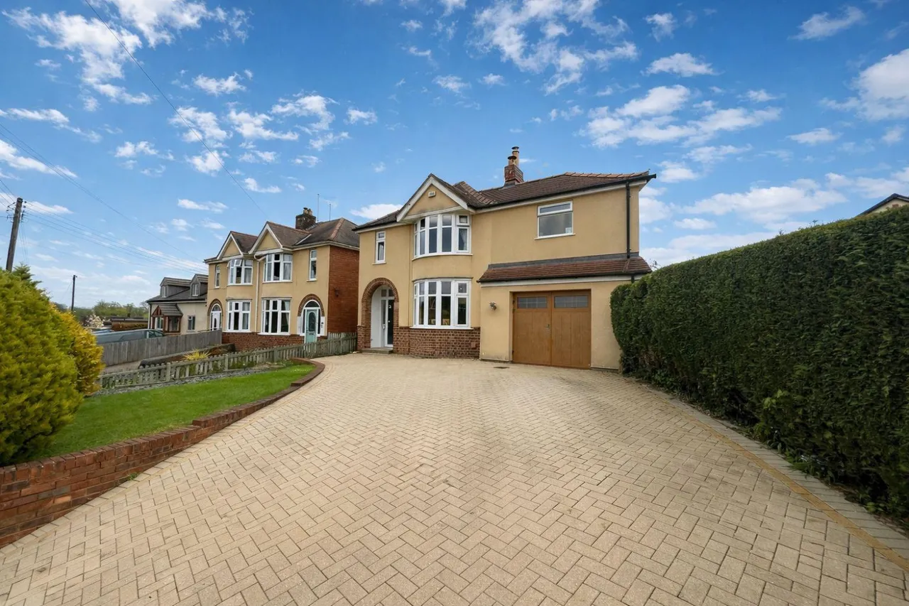 4 bed house for sale — Woodend Lane , Cam, GL11 5LR
