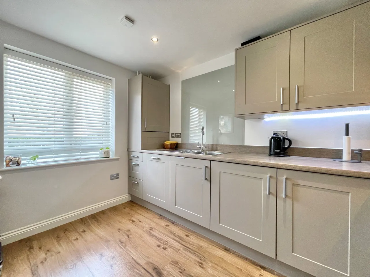 Hawley Drive, West Malling, ME19, photo 8